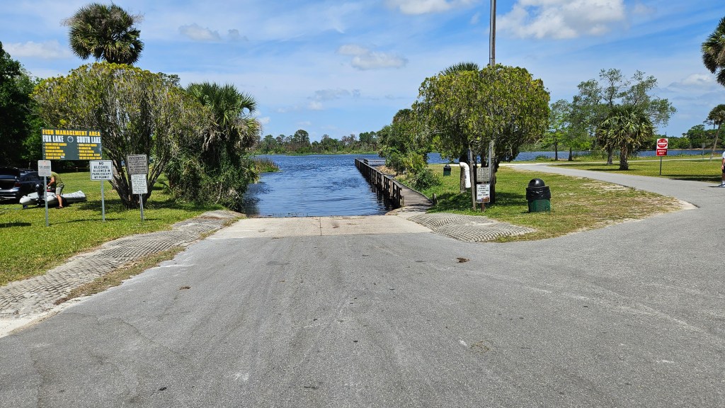 The boat ramp at Fox Lake