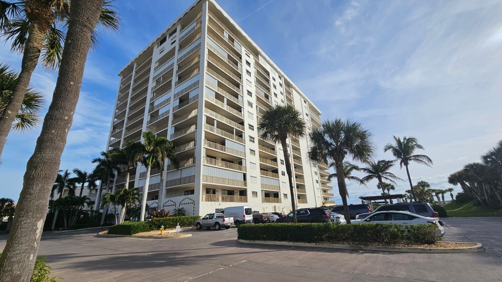 Xanadu is one of the tallest buildings in Cocoa Beach at 15 stories tall