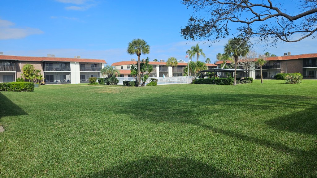 The green space at Riverview Manor