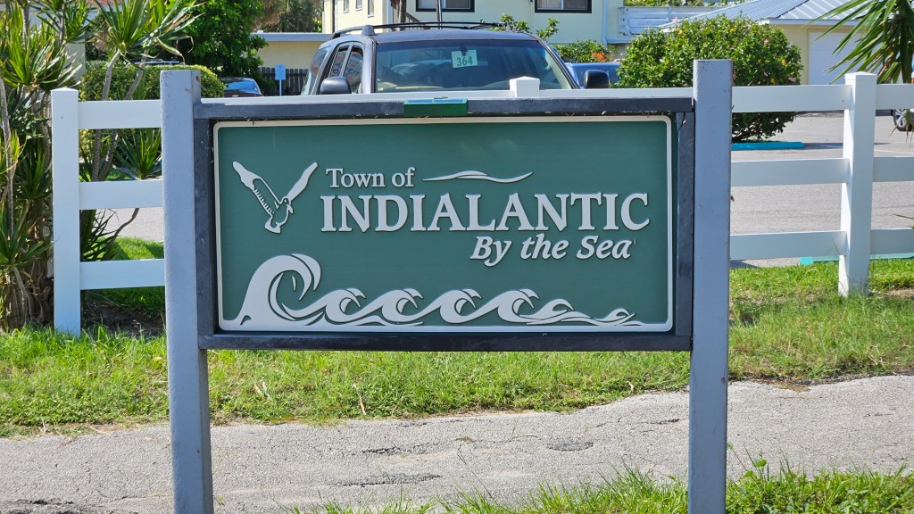 Town of Indialantic sign