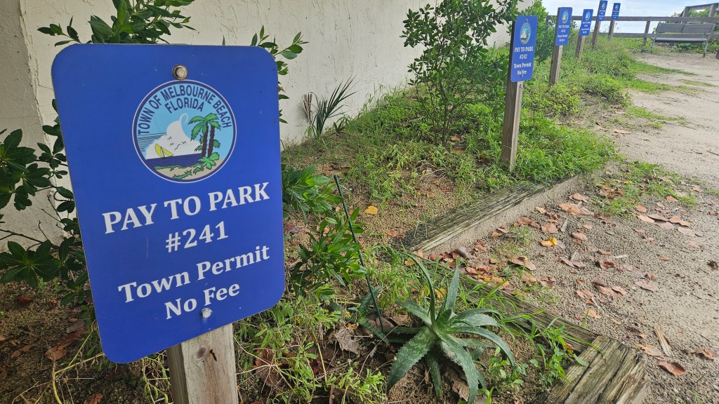 Melbourne Beach parking