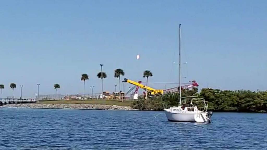 Photo of a launch off 528 just west of the Port