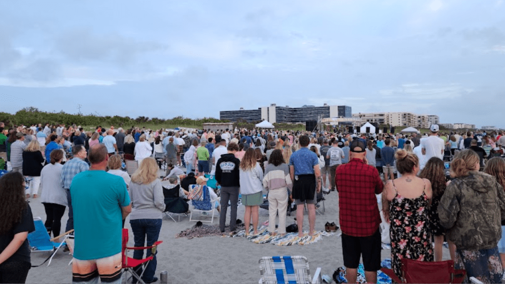 The Beaches do get crowded.