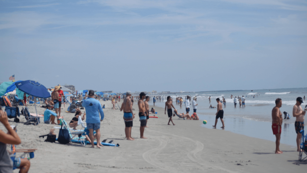 A nice crowded day on the beach