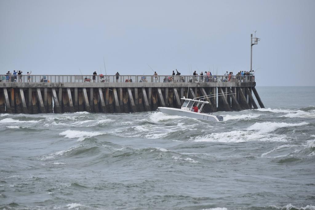 A boat coming into Sebastian Inlet